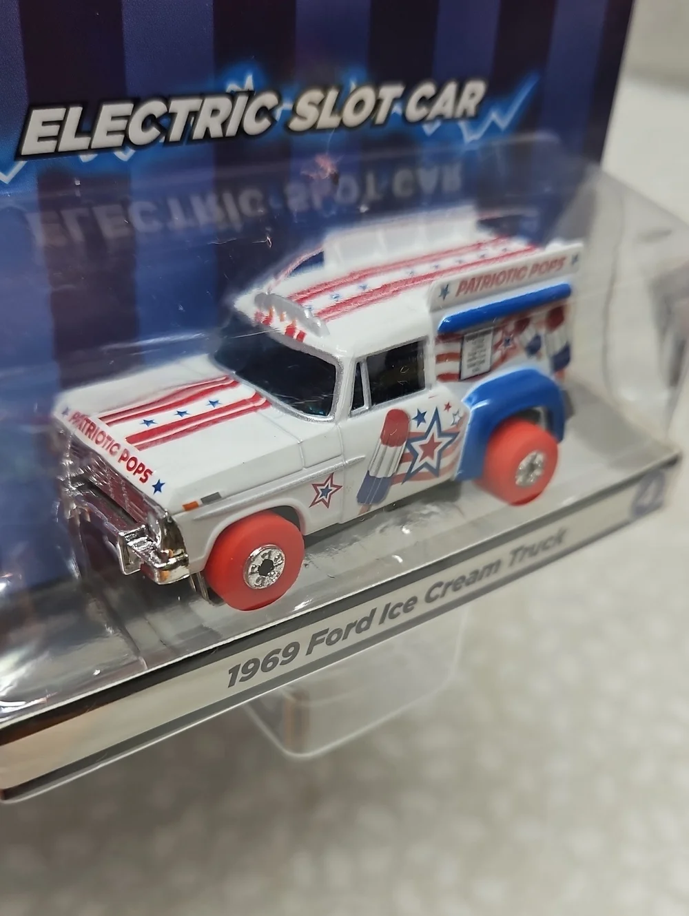 autoworld Thunderjet 1969 ford ice cream truck slot car A & B Across America